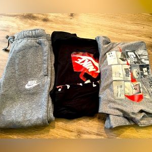 Nike Sweatshirt and 2 Nike Long sleeve shirts Size 6 (M)